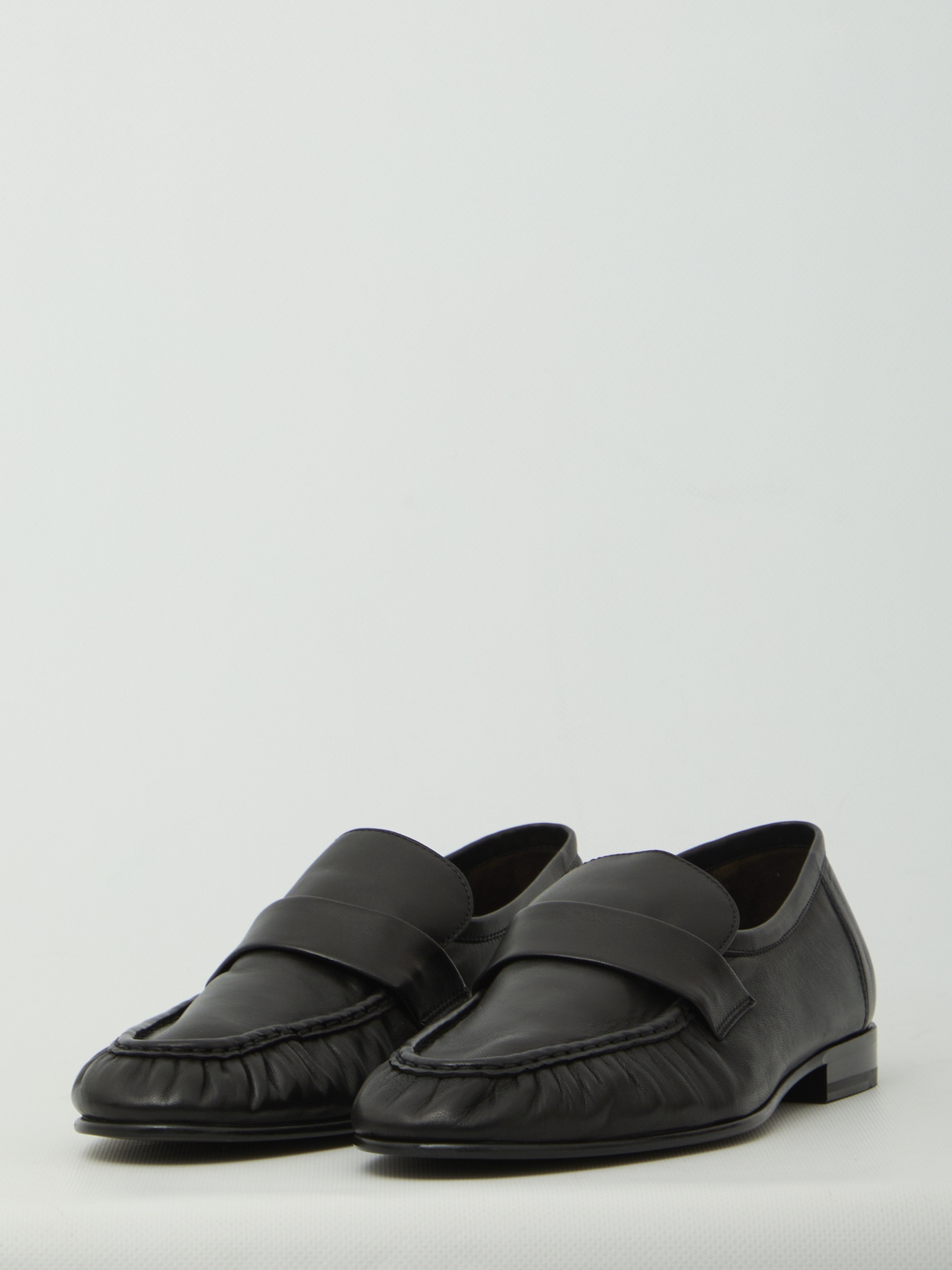 [THE ROW] Loafer FW26 F2018_SN60_BLK