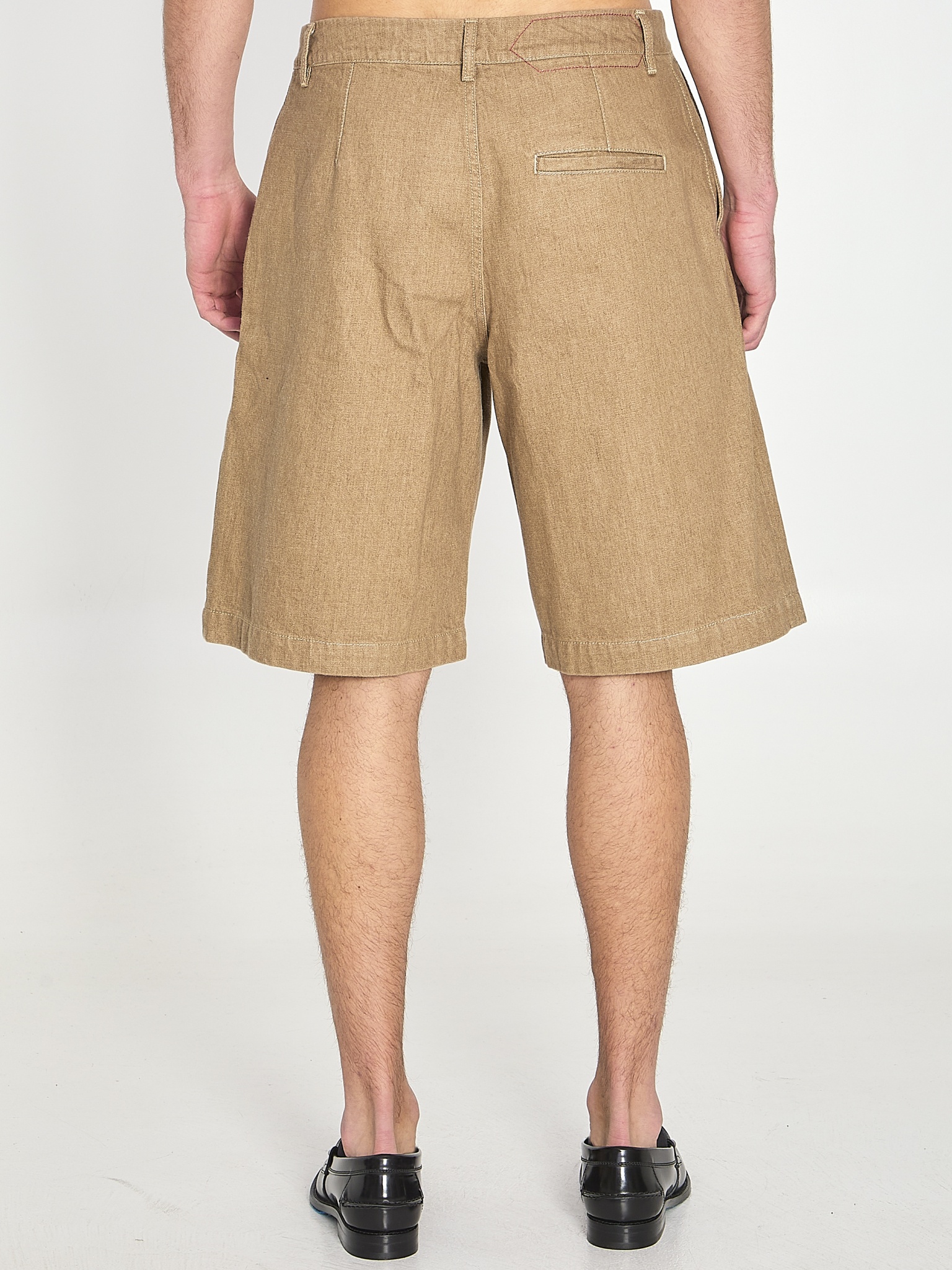 [JACQUEMUS] Shorts SS26 SOM00544A_D00058_150