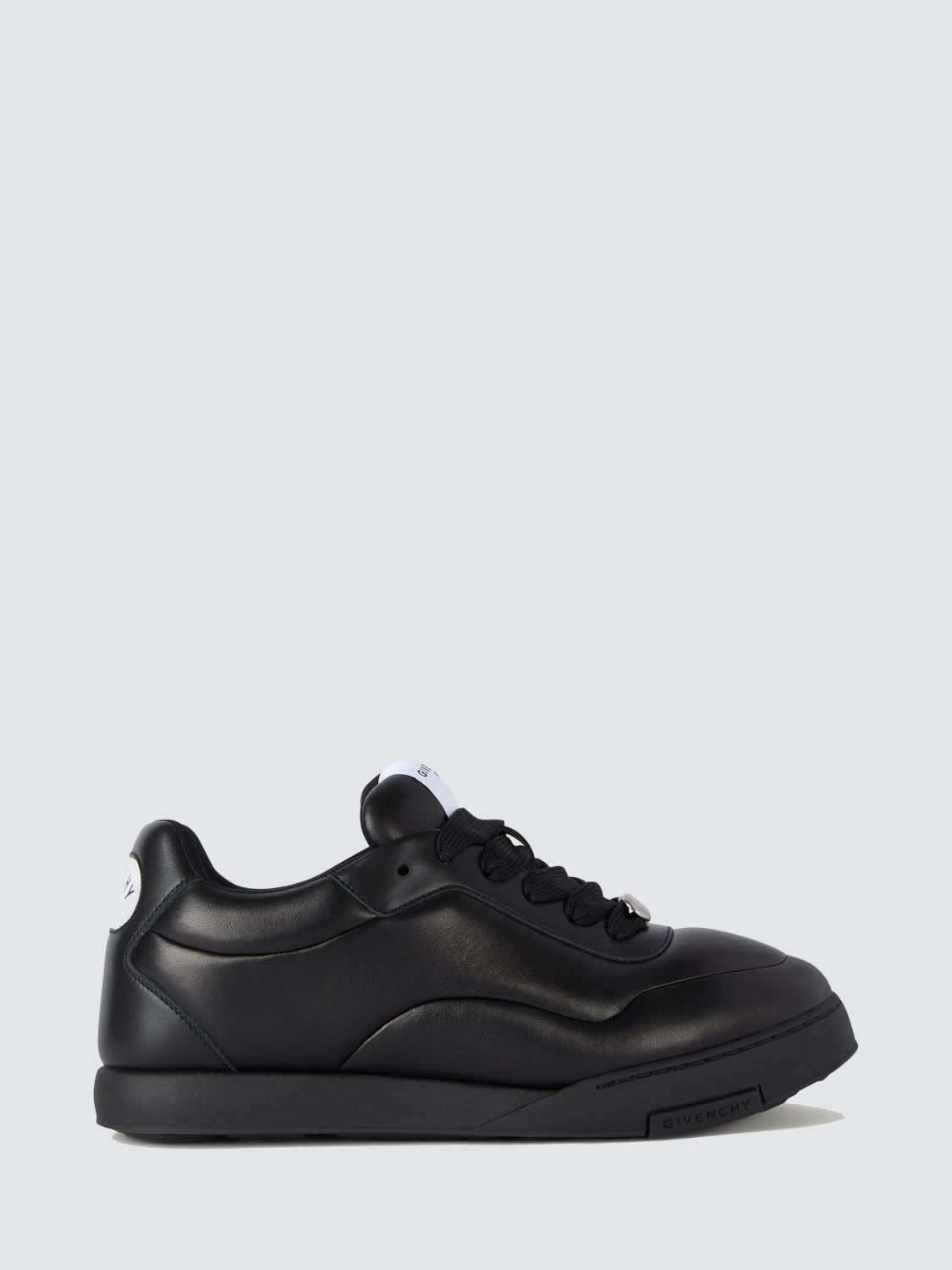 [Givenchy] Sneakers FW26 BH00B7H1YM 001