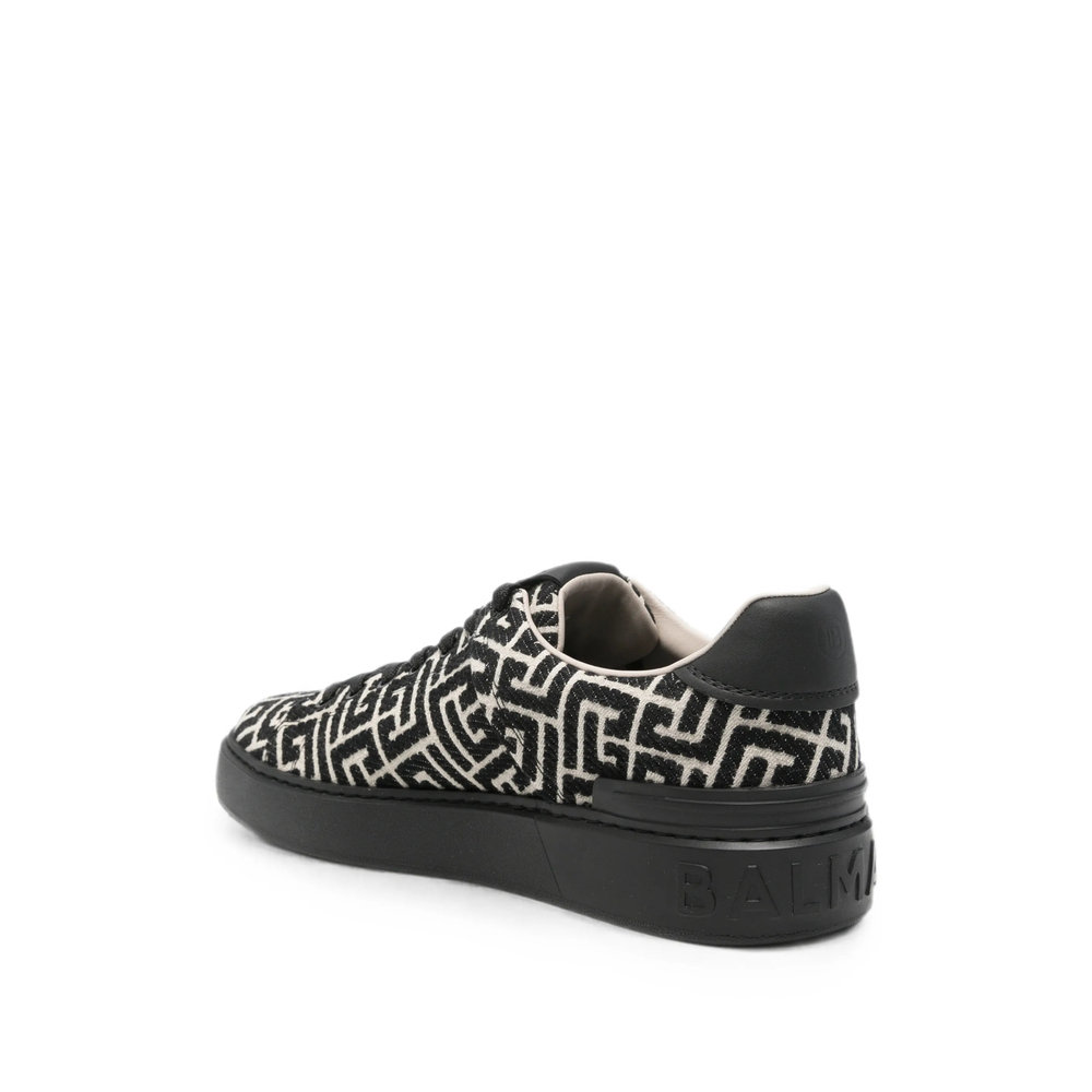 [Balmain] Sneakers FW26 HM1VI288 TJCM EDK