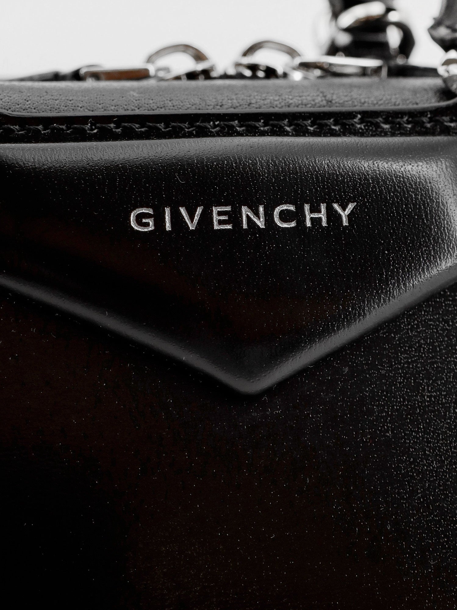 [Givenchy] Tote bag SS26 BB5130B2B2001