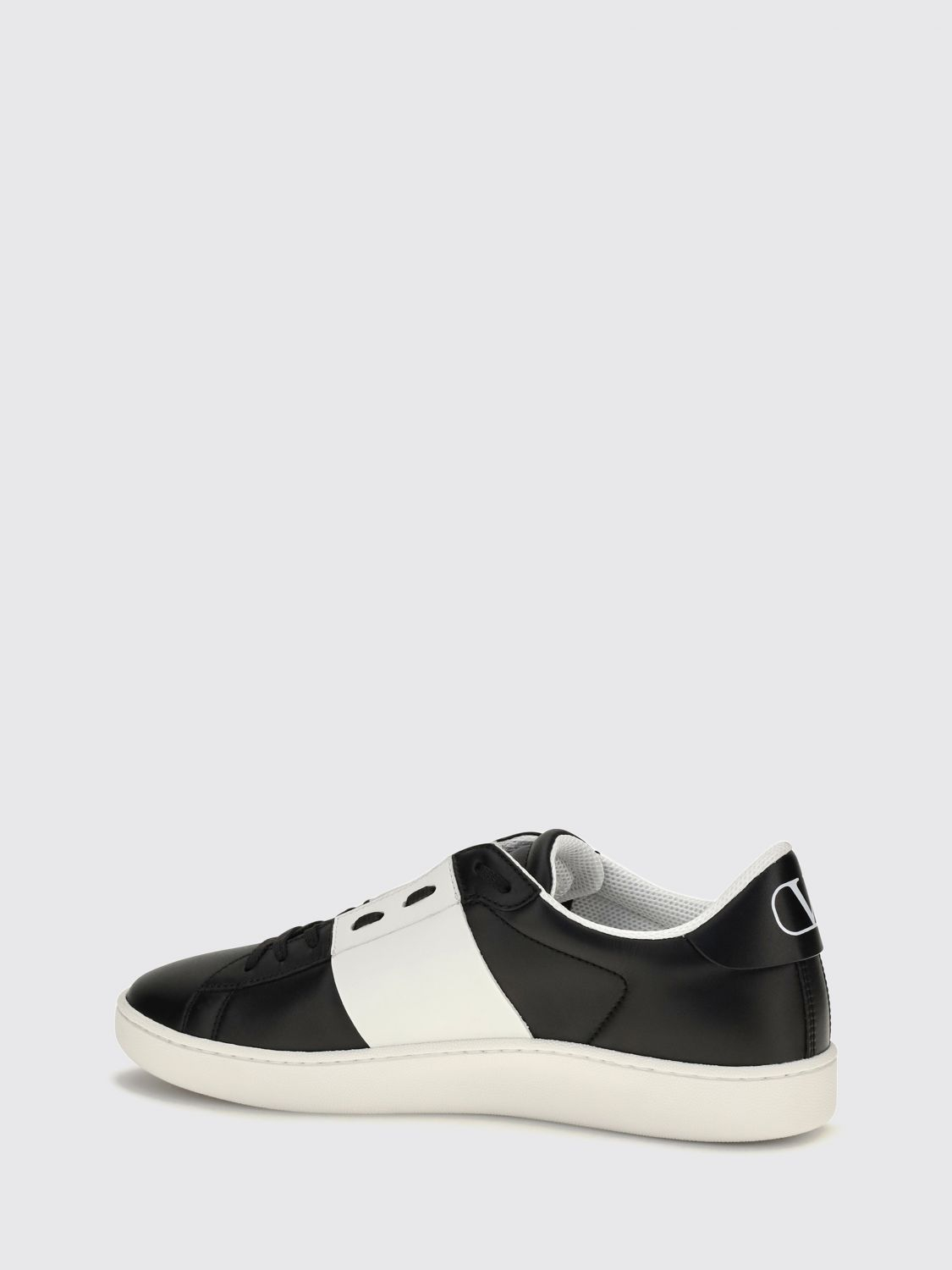 [Valentino Garavani] Sneakers FW26 S0N84BYA 0NI