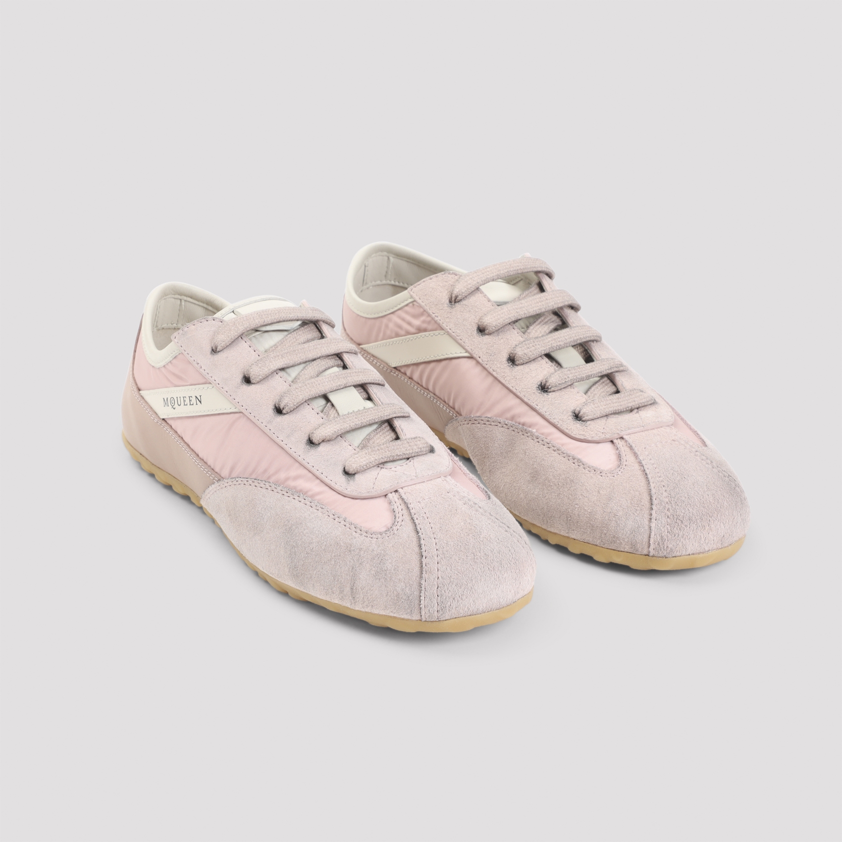 [Alexander McQueen] Sneakers FW26 868495.WIAK1