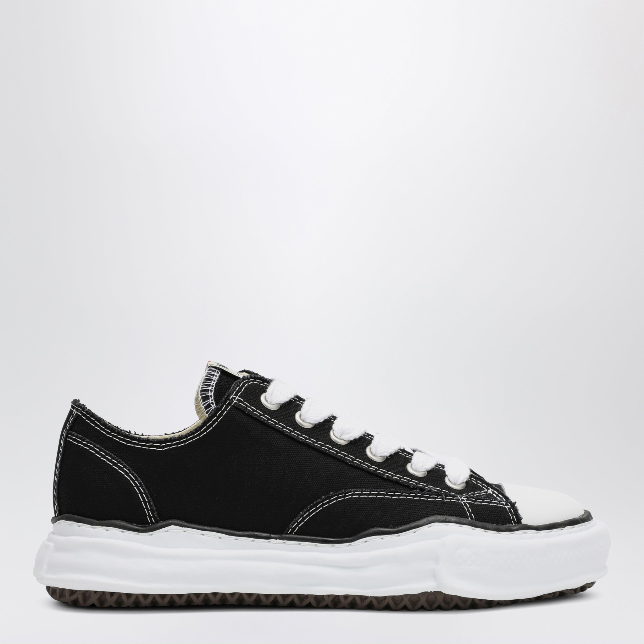 [Maison Mihara Yasuhiro] Sneakers SS26 A01FW702CO