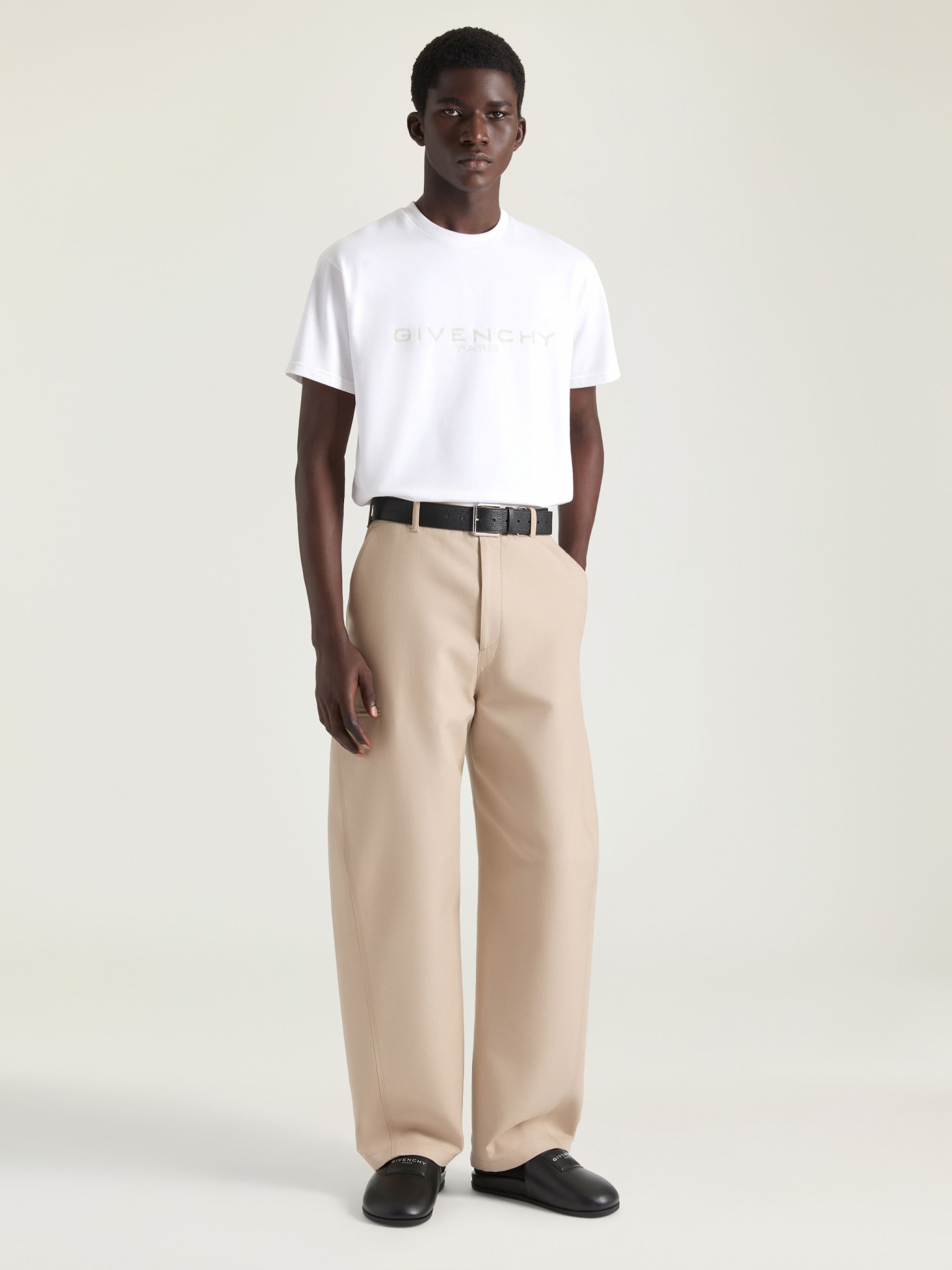[Givenchy] T-shirts Short Sleeve SS26 BM71NK3YSF100