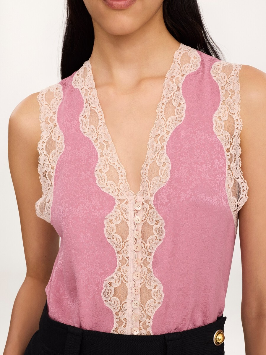 [Chloe] T-shirts Sleeveless FW26 CH26UHT93332548