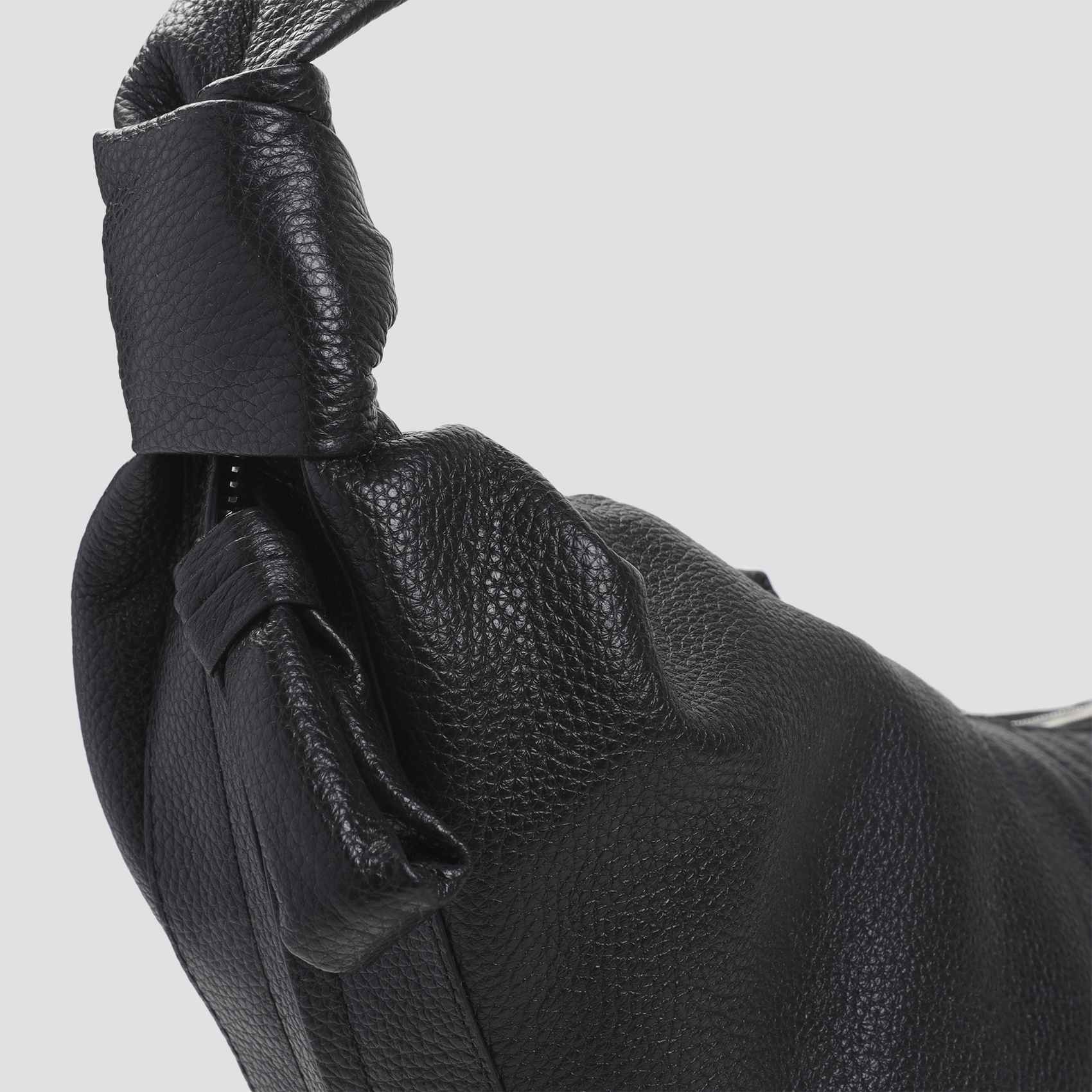 [LEMAIRE] Shoulder bag FW26 BG0000.LL0018