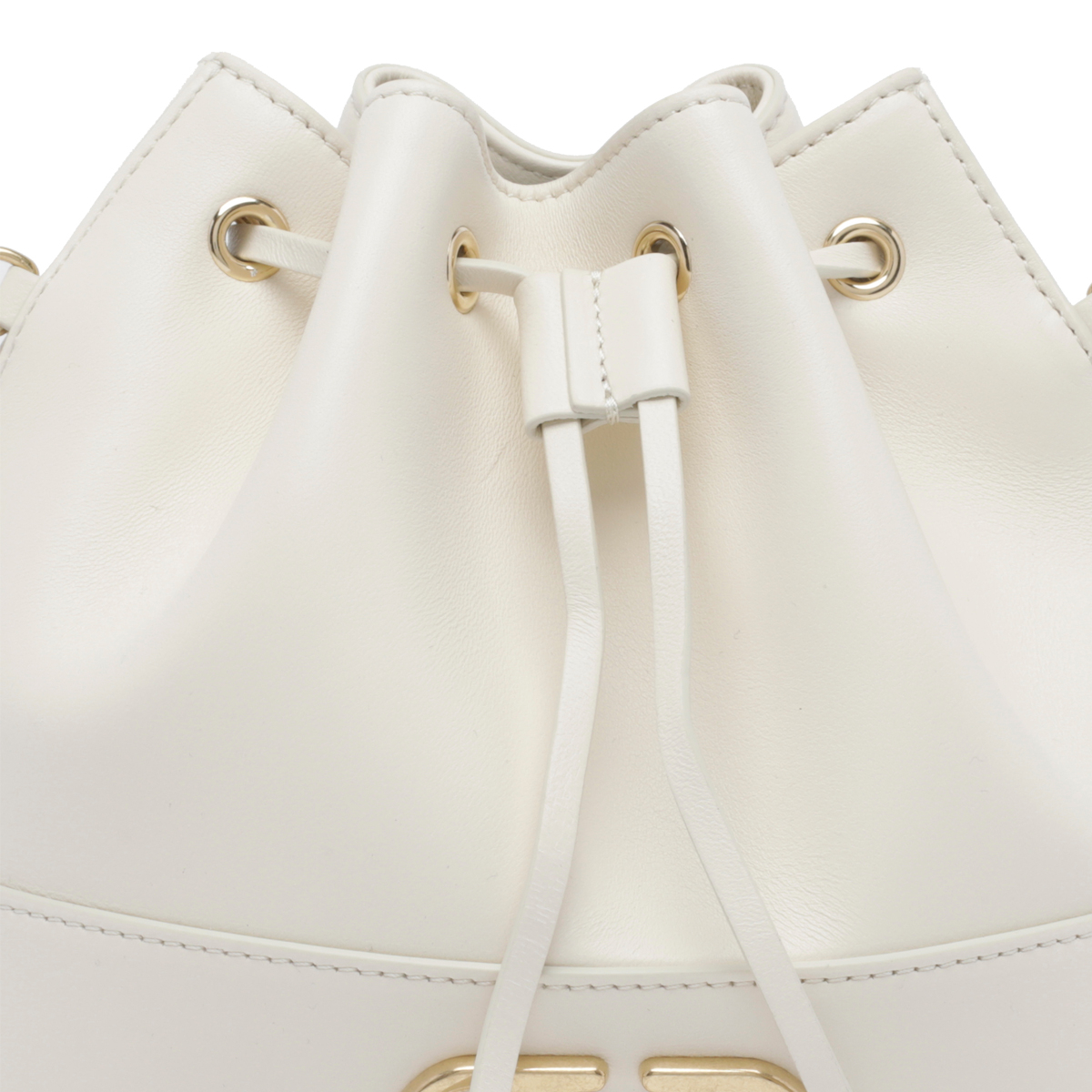 [Valentino Garavani] Shoulder bag FW26 P0T83AWDI16