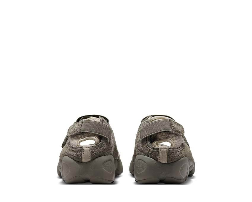 [NIKE] Sneakers FW26 IV6043