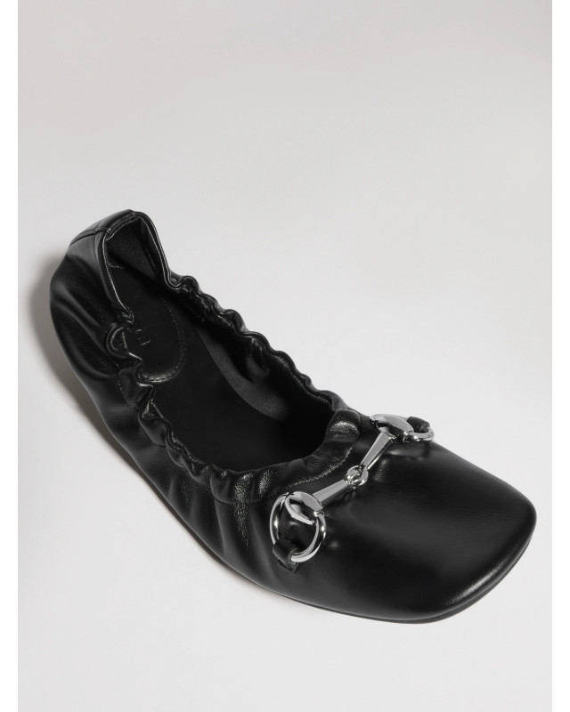 [Gucci] Flat shoes FW26 875322AAF3Q1000