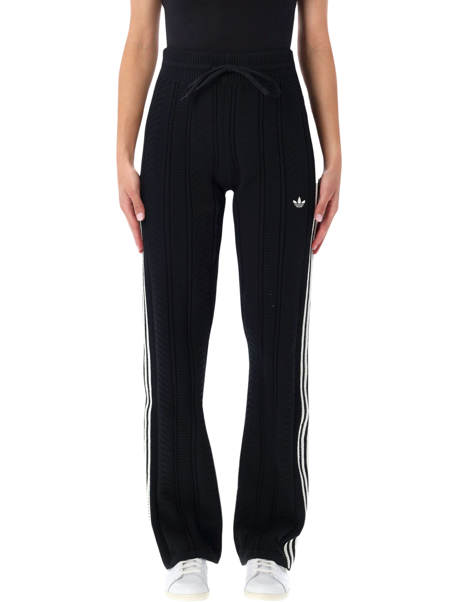 [ADIDAS ORIGINALS] Training Pants FW26 KR9626BLACK/CLOW