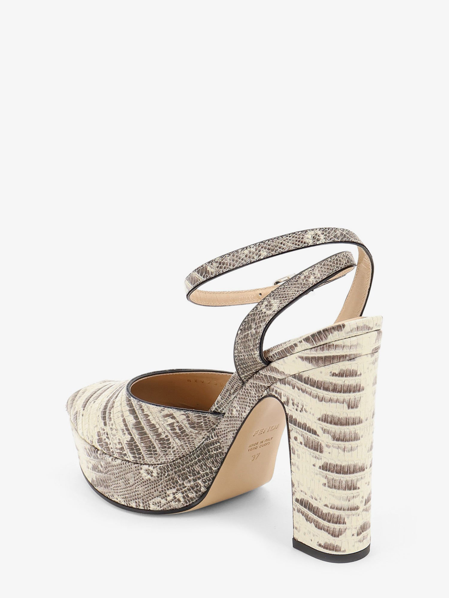 [Fendi] Sandals FW26 8X9239AH6F1WYJ