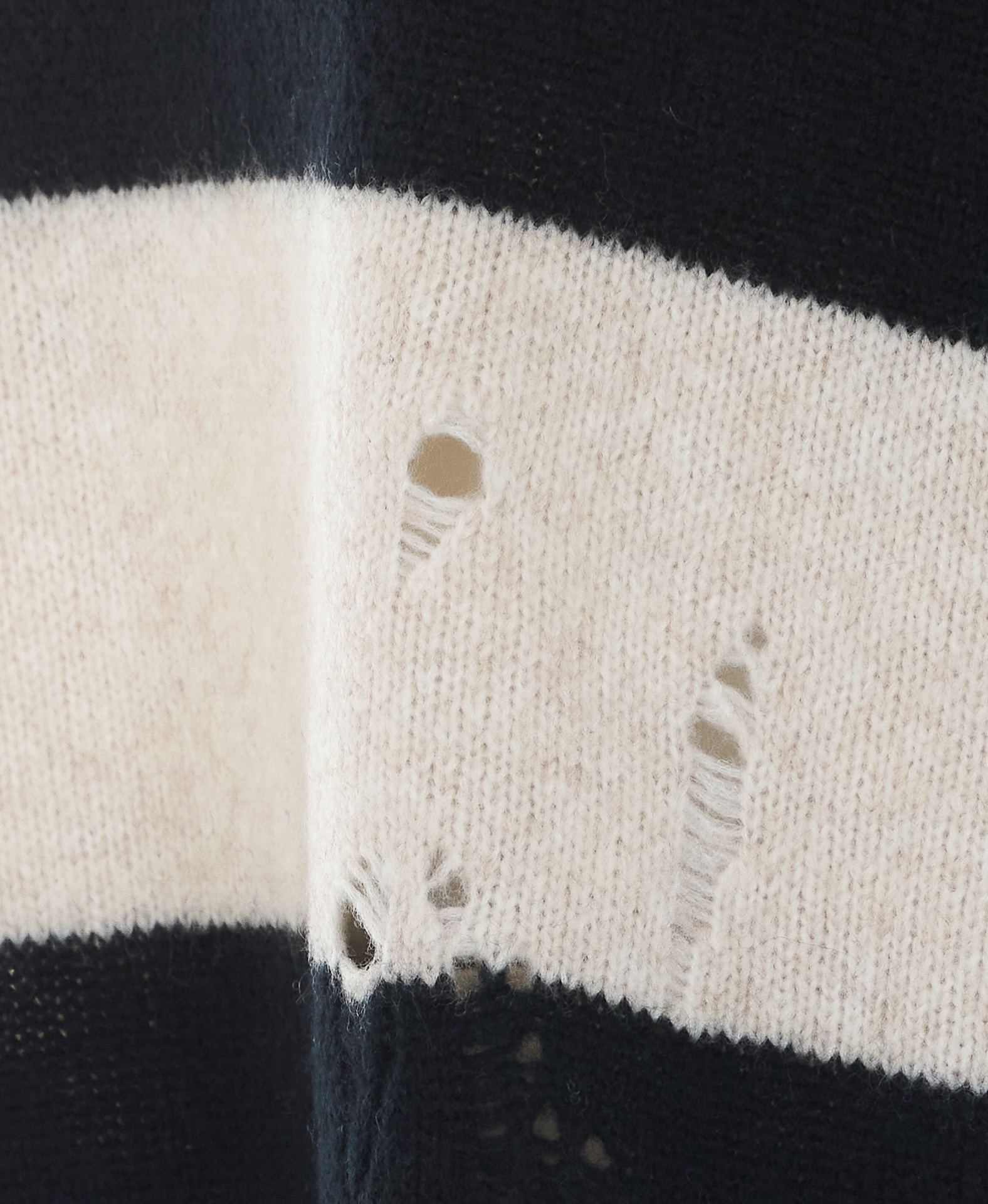 [Aniye] Knitwear FW26 18149501888