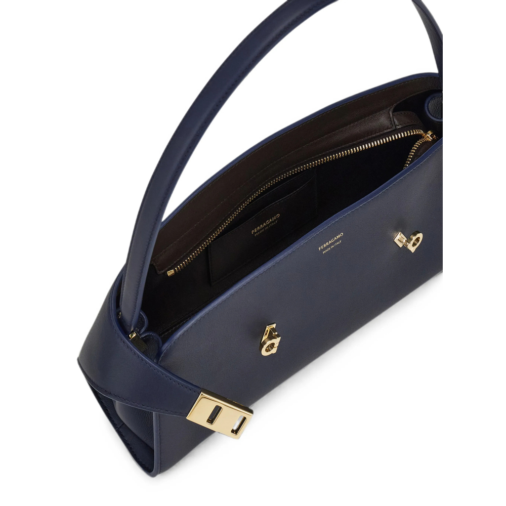 [Ferragamo] Shoulder bag FW26 21A712 0798503 NATMO