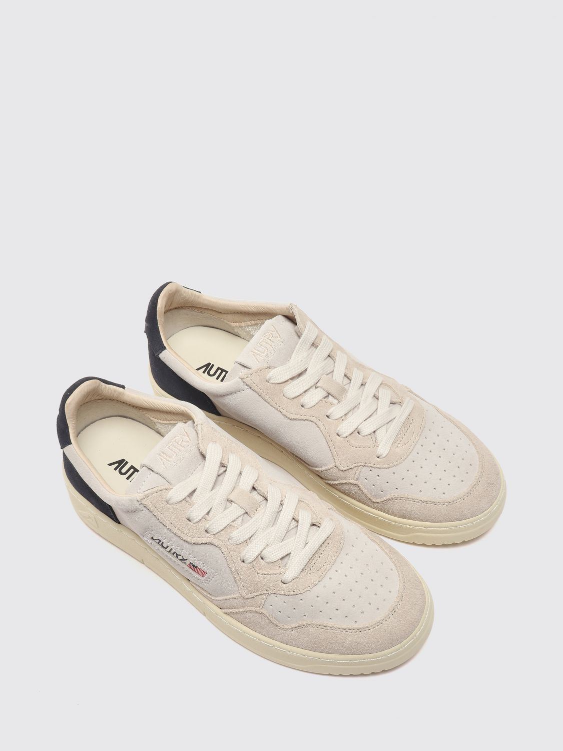 [AUTRY] Sneakers FW26 AULM TS29