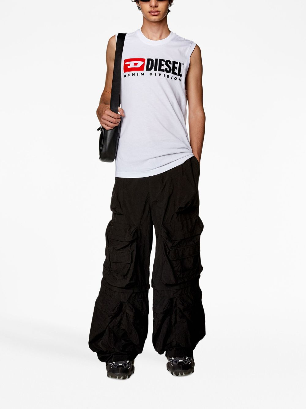 [Diesel] T-shirts Sleeveless FW26 A105080GRAI100