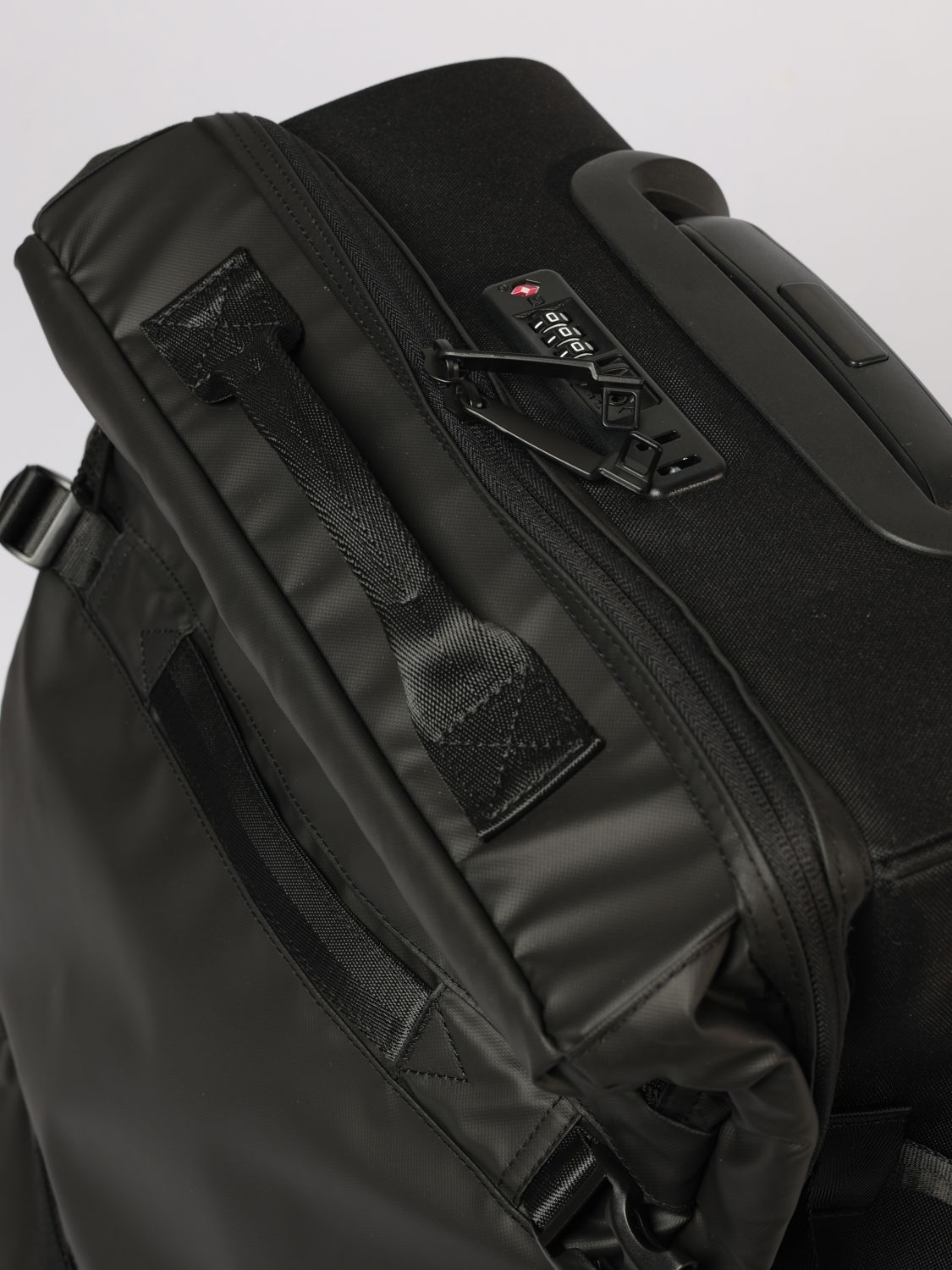 [EA7] Luggage bag SS26 7X000296AF18386 UC001