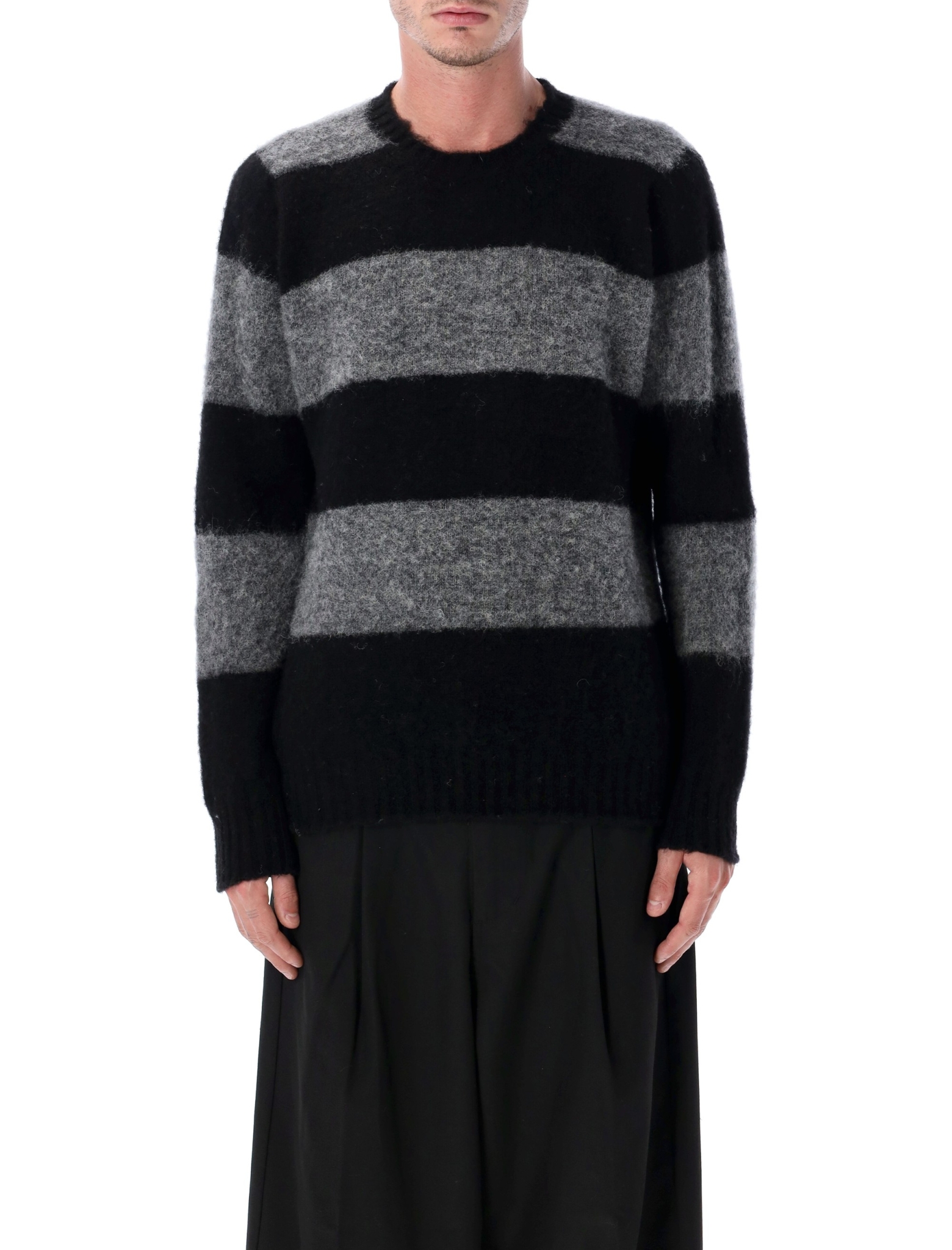 [Howlin] Knitwear FW25 SHAGGYBEARCHBLACKISH