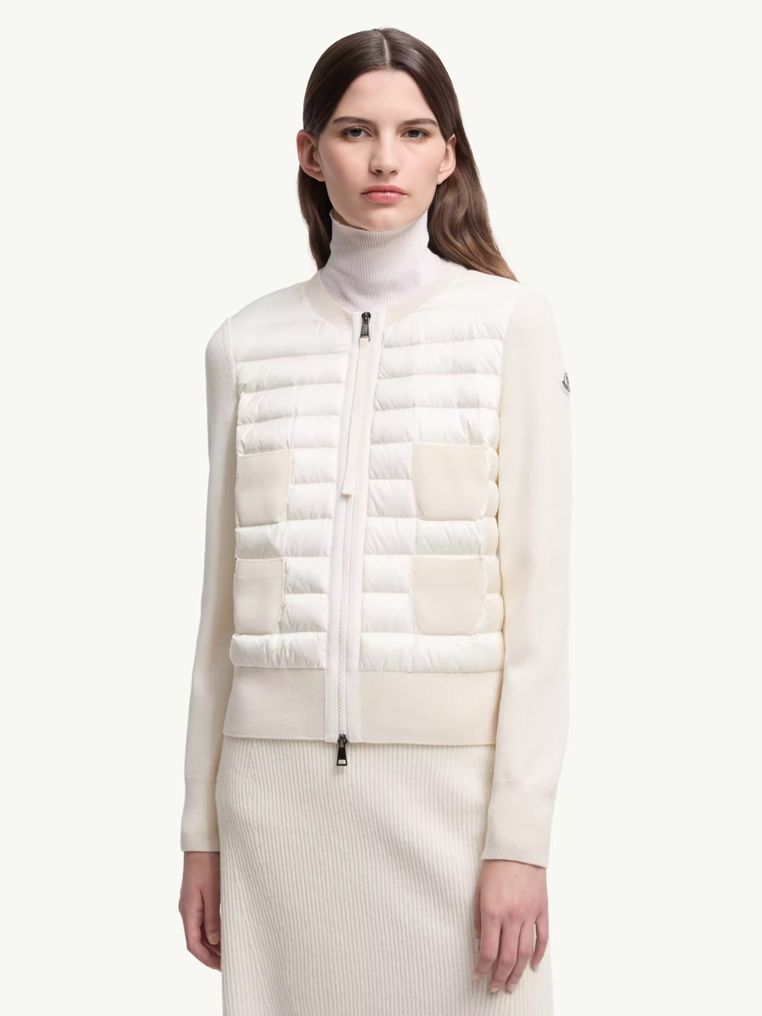 [Moncler] Down jacket FW26 L20939B51000A9018034