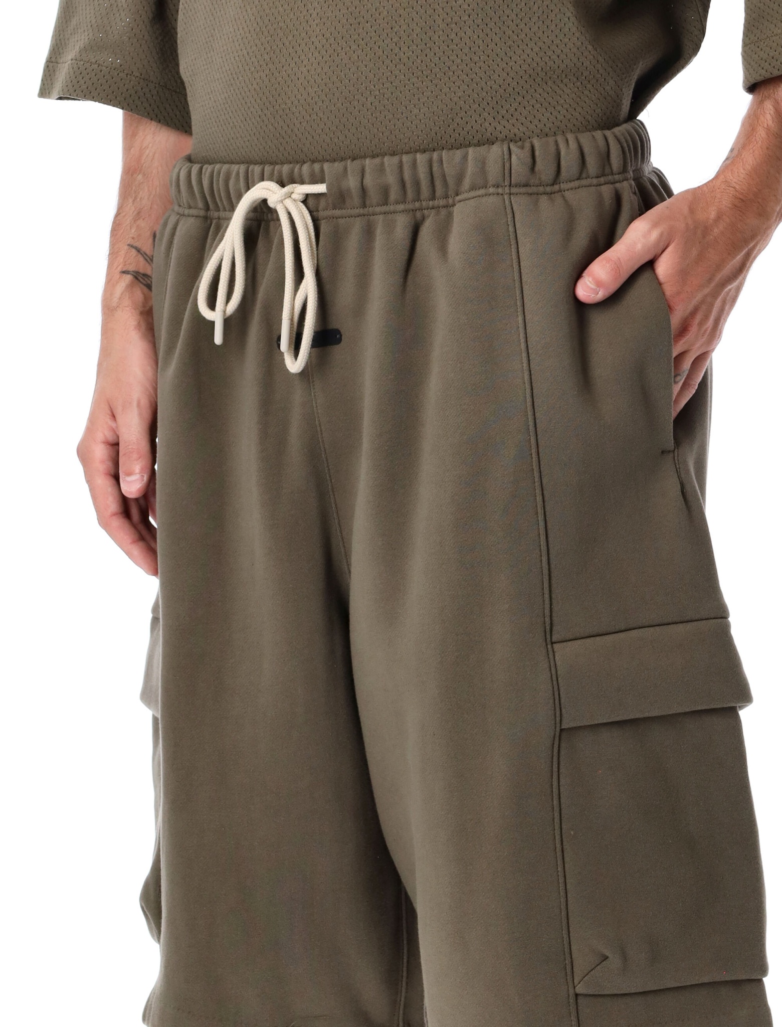 [Fear Of God Essentials] Shorts SS26 RW002880121
