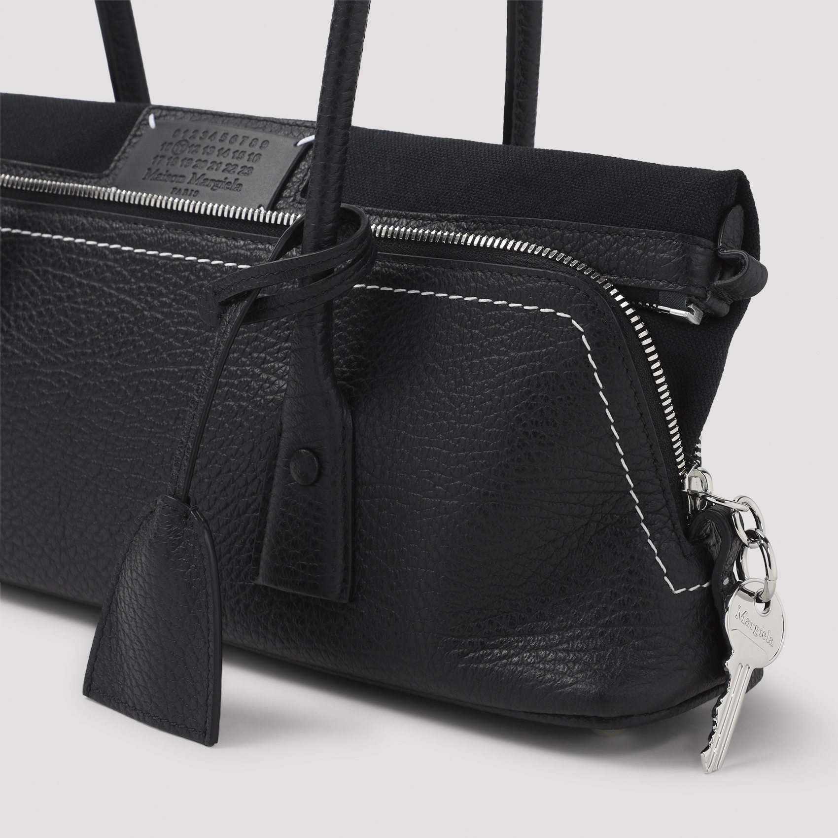 [Maison Margiela] Shoulder bag FW26 SB1ZH0007.P8833